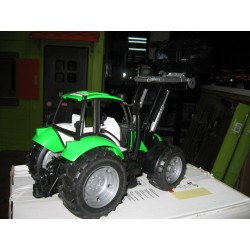 1:16 DEUTZ Agrotron 200 con pala