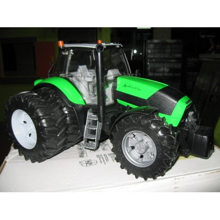 1:16 DEUTZ Agrotron X720 Doble Rueda Trasera