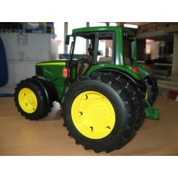 1:16 JOHN DEERE 6920 Doble Rueda Trasera