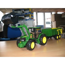 1:16 JOHN DEERE 6920 con pala y remolque basculante