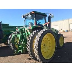 JOHN DEERE 8230 - Luna trasera