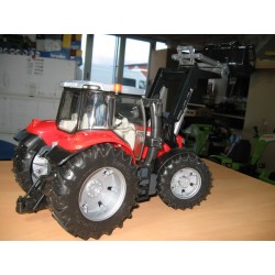 1:16 MASSEY FERGUSON 7624 con pala