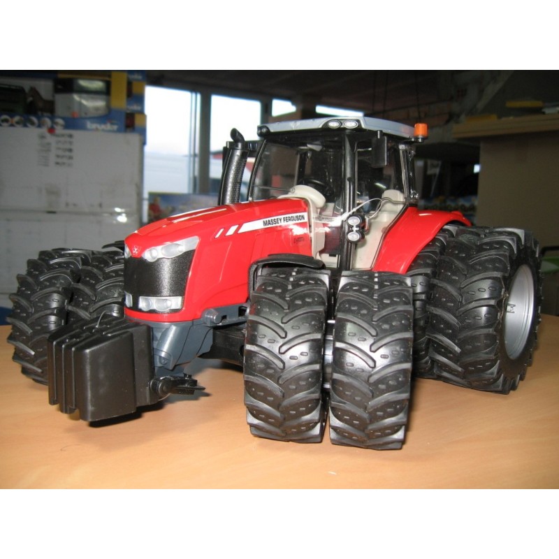 1:16 MASSEY FERGUSON 7624 Doble Rueda