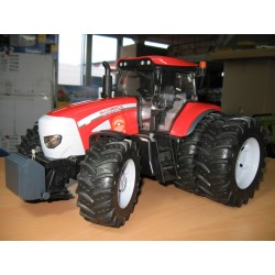 1:16 McCORMICK XTX 165 con pala