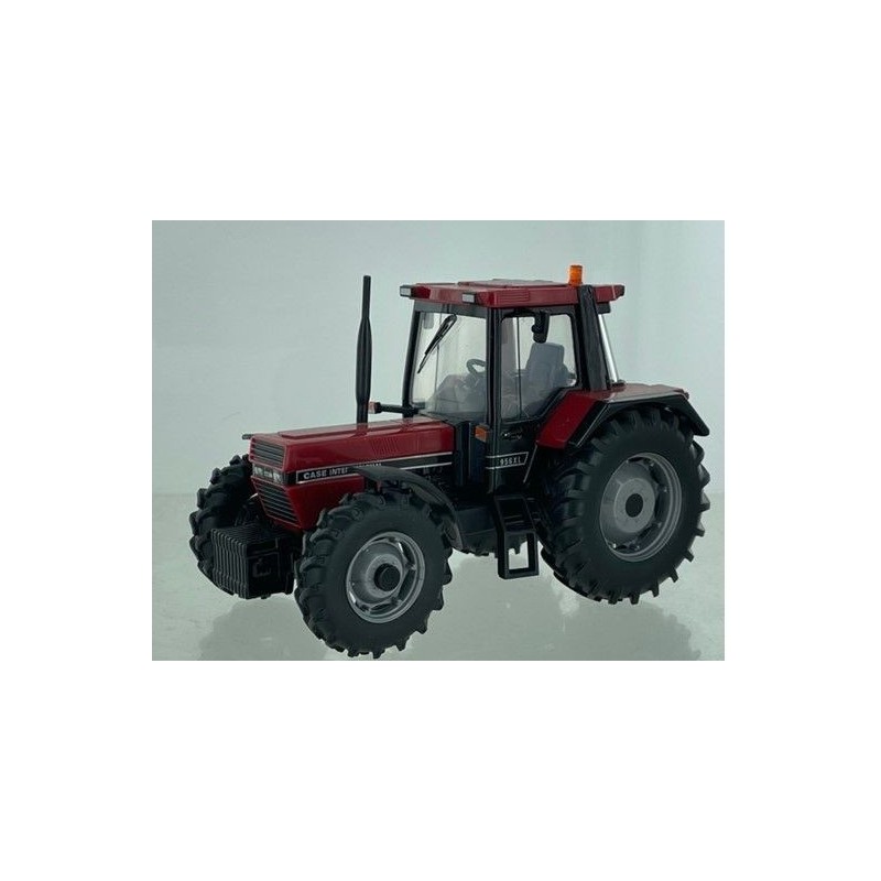 1:32 CASE 956 XL 4WD International