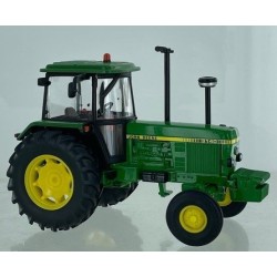 1:32 JOHN DEERE 3140