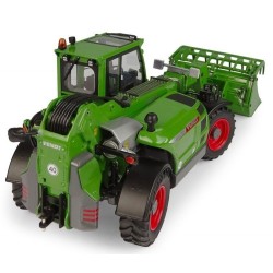 FENDT 820.