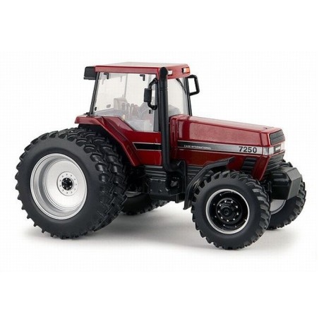 1:32 CASE IH Magnum 7250 doble rueda trasera