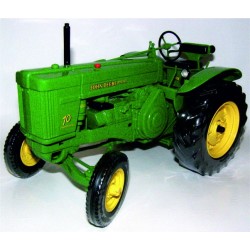 1:16 Metal: JOHN DEERE 70