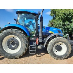 New Holland T7050 - Luna puerta derecha