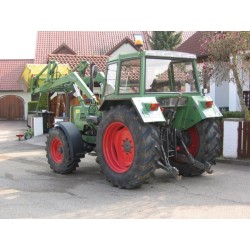 FENDT 102 Farmer - Luna trasera