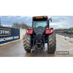 CASE IH Magnum 7210 Pro - Luna trasera