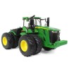 1:16 Metal: JOHN DEERE 9R 640 doble rueda