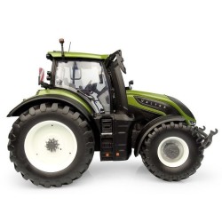 1:32 VALTRA S416 Verde metalizado