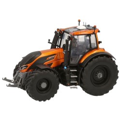 1:32 VALTRA Q305 burt orange