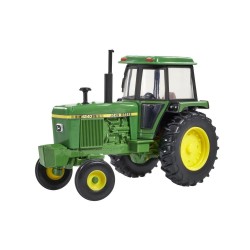 copy of 1:32 JOHN DEERE 4020 Doble rueda trasera