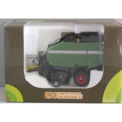 FENDT V2900 rotoempacadora.