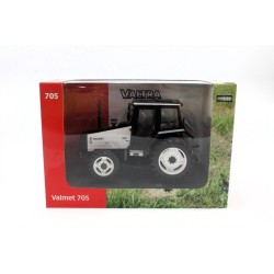 1:32 VALMET 705 Blanco